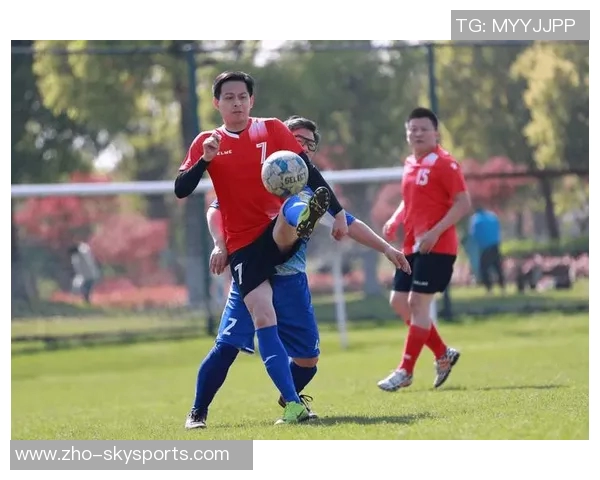 德比星足球：探索足球世界的魅力与激情，感受团队合作的力量与荣耀